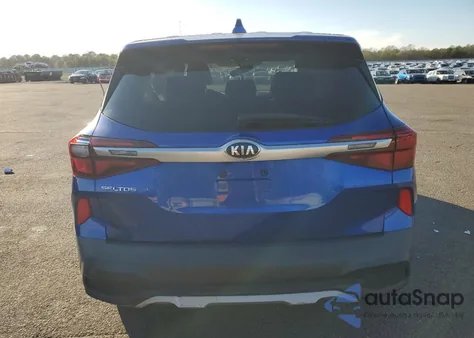 2021 Kia Seltos Lx z USA, uszkodzony, nr VIN KNDEPCAA1M7061185